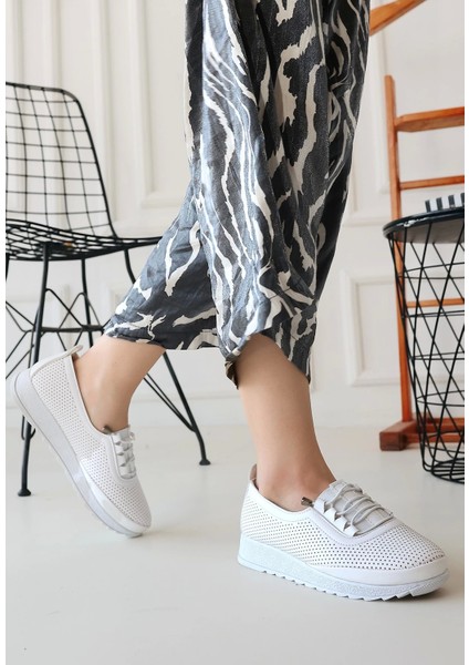 Hooset Beyaz Cilt Babet Ayakkabı modelleri