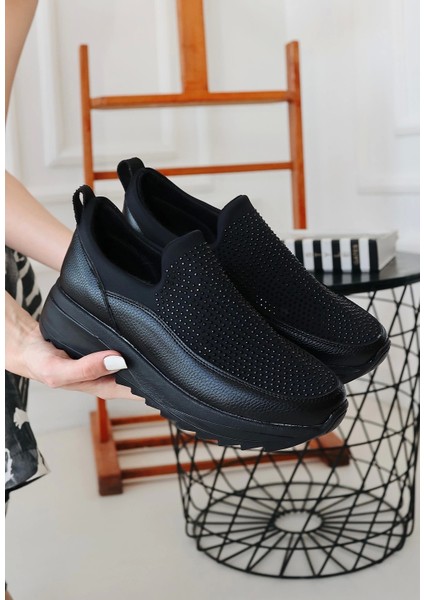 Sijja Siyah Cilt Boncuk Işlemeli Babet Ayakkabı fiyatları