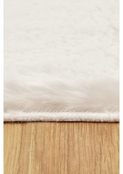 7/24 Cosy Premium Beyaz 120X180 cm Salon Mutfak Halısı Yolluk Kilim