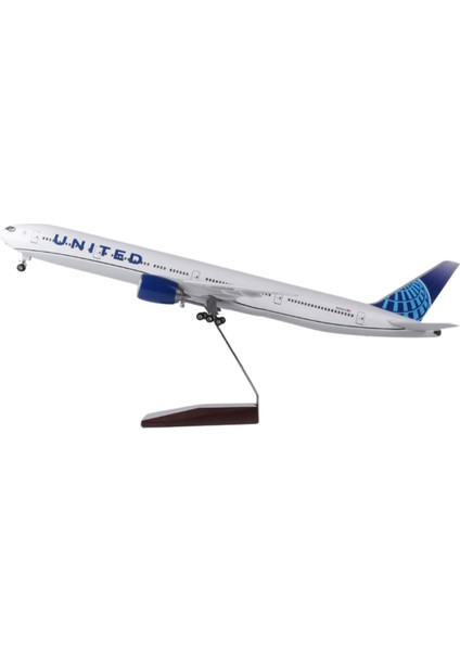 1/157 Ölçekli United Airlines Boeing 777 Model Uçak