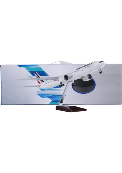 1/157 Ölçekli Air France Boeing 777 Model Uçak