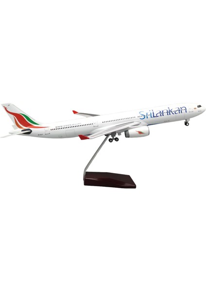 1/135 Ölçekli Srilankan Airbus A330 Model Uçak