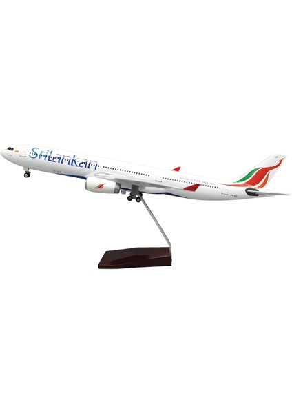 1/135 Ölçekli Srilankan Airbus A330 Model Uçak