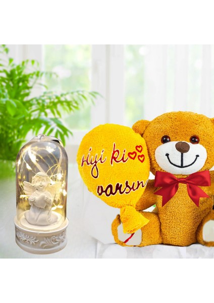 Iyi Ki Varsın Balonlu Peluş Ayıcık & Masum Melek Işıklı Küre Arkadaşa Hediye Seti
