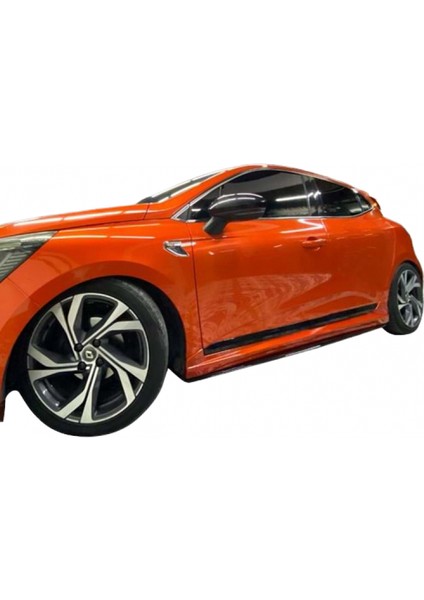 Renault Clio 5 (2019 - 2022) Arası Marşpiyel Seti (Plastik)