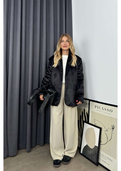 Siyah Astarlı Düğmeli Kürk Dokulu Peluş Ceket fırsatları