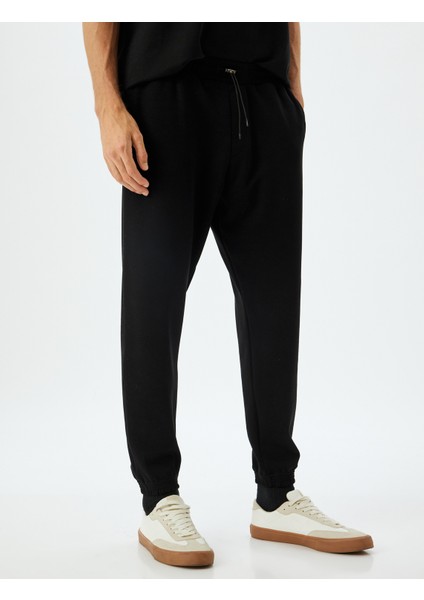 Eşofman Altı Beli Bağcıklı Cep Detaylı Viskon Karışımlı modelleri