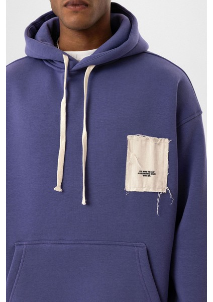 Etiket Detaylı Oversıze Kapüşonlu Sweatshırt Mor fırsatları
