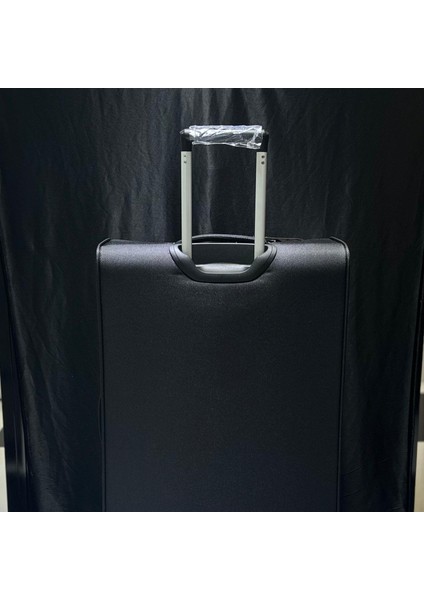 04PC4200-01-S Trolley 70 cm Siyah Valiz modelleri
