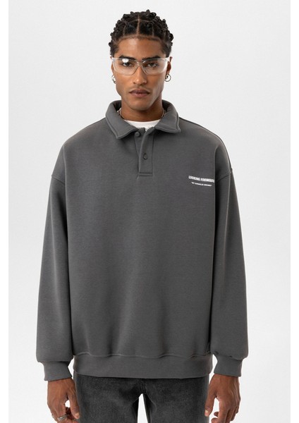 Polo Yaka Baskılı Oversıze Sweatshırt Füme