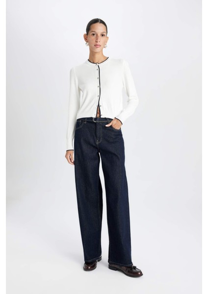 Regular Fit Basic Düz Bisiklet Yaka Düğmeli Triko Hırka A4731AX24WN fiyatları