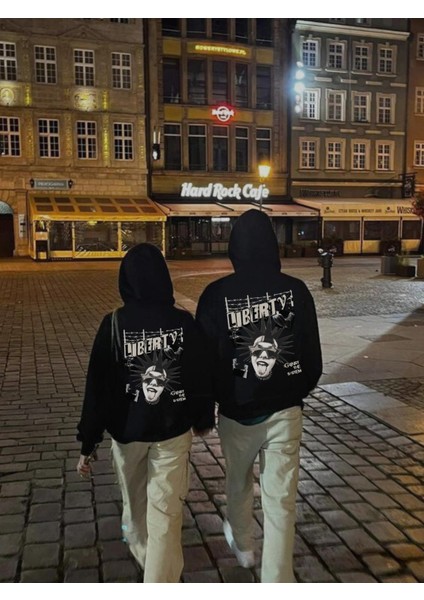 Liberty Baskılı Siyah Kapşonlu Sweatshirt