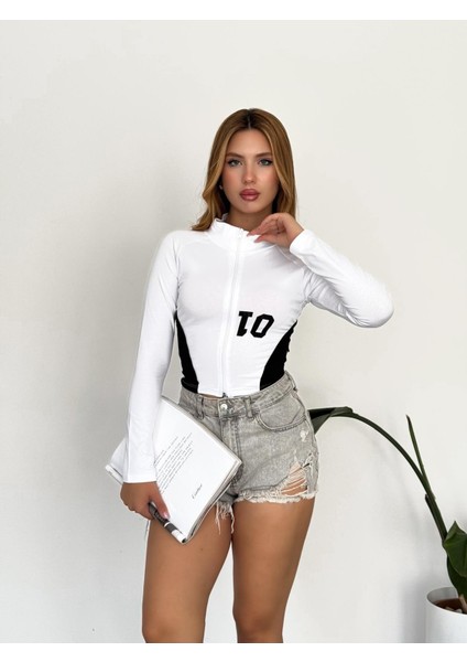 10 Number Yarışçı Beyaz Uzun Kollu Bluz Crop