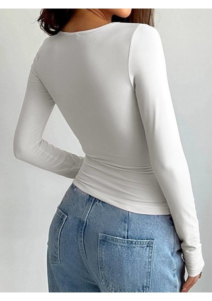 Uzun Kol Spider Baskılı Beyaz Bluz Body modelleri