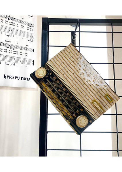 Retro Radyo Dantel Detaylı Görünümlü Vintage Clutch Portföy Çanta fiyatları