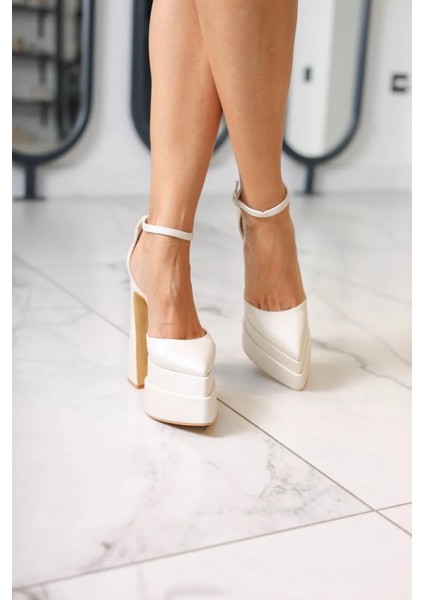 15 cm Çift Platform Sivri Burun Topuklu Abiye Ayakkabı fırsatları