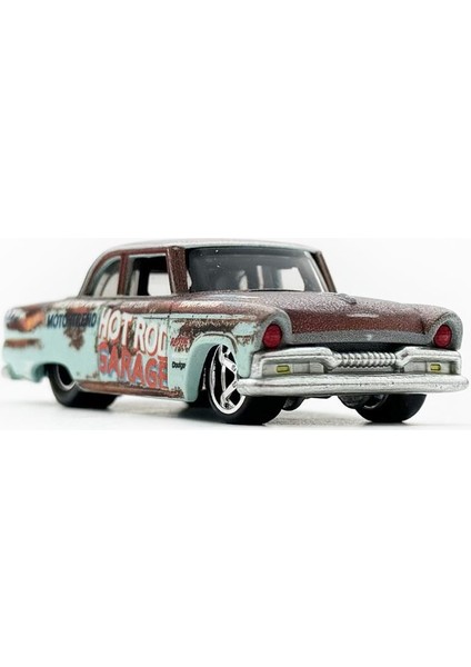 Boulevard Premium Araçlar GJT68 - HRT58 1955 Plymouth Savoy