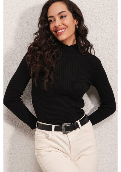 Damla Desen Siyah Akrilik Kazak