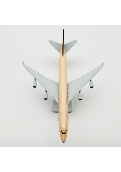 Suudi Boeing 747 20CM Alaşım Uçak Modeli (Yurt Dışından)