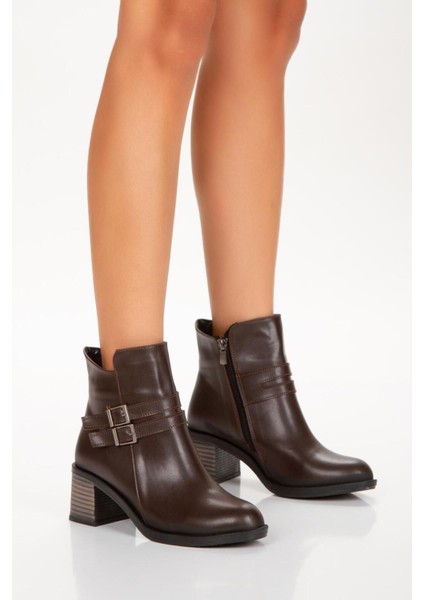 Kadın Kahverengi Toka Detaylı Topuklu Bot modelleri