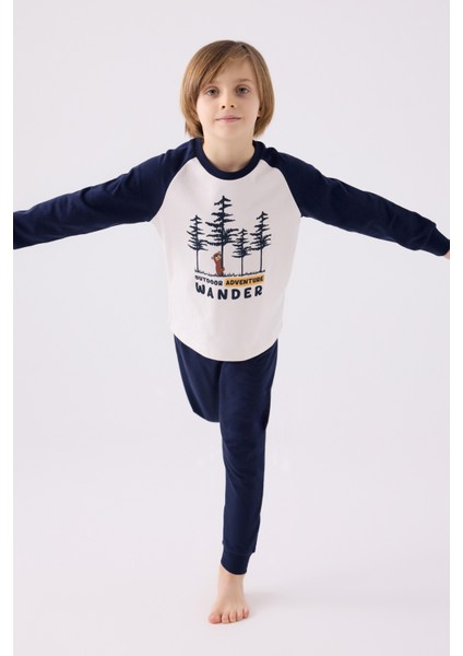 3450 Erkek Çocuk Pijama Takımı