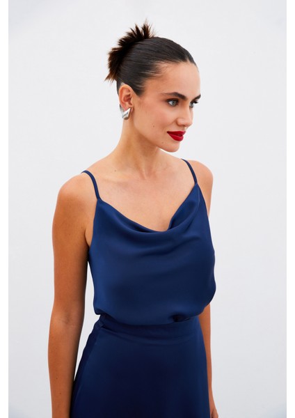 Degaje Yaka Saten Bluz - Lacivert fırsatları