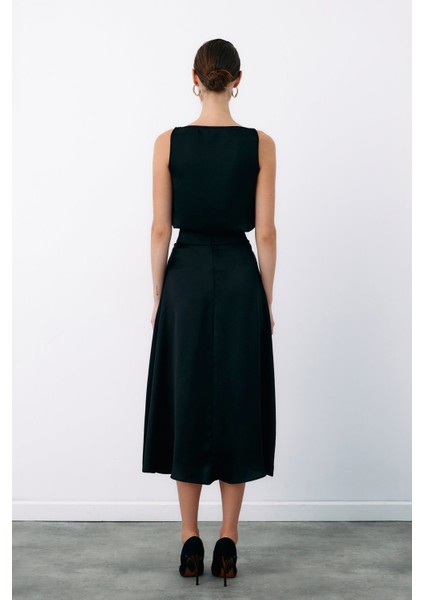 Kemer Aksesuarlı Kloş Etek - Siyah indirimleri