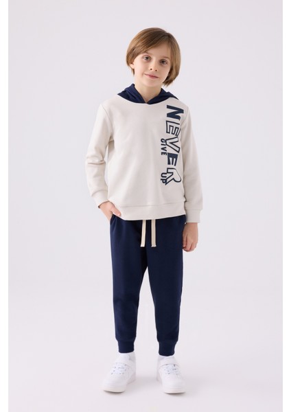 3376 Erkek Çocuk Pijama Takımı