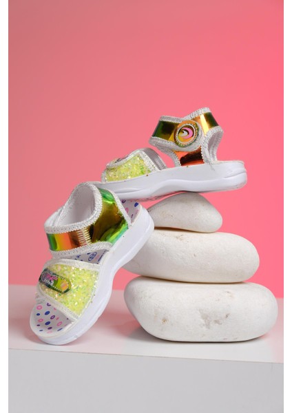 Yum Hologram Desenli Cırtlı Kız Bebek Sandalet