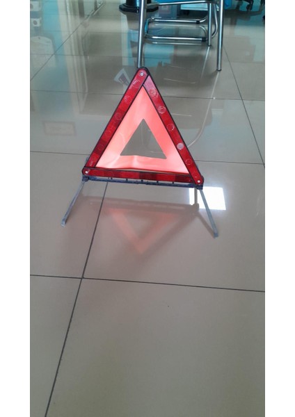 Üçgen Reflektör Kutulu