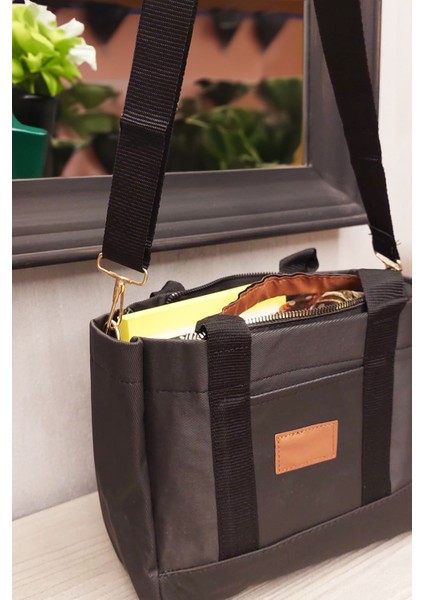 Sumka Hacimli Fermuarlı Çok Gözlü Spor, Okul, Günlük Çanta Tote Bag Medium