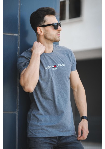 Army Nakışlı Slim Fit Dar Kesim Likralı Erkek Tshirt fiyatları