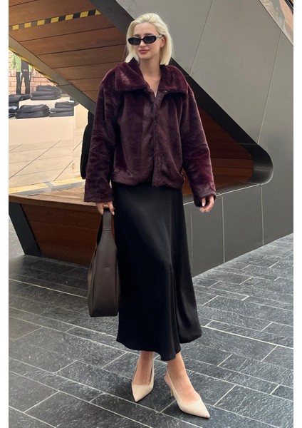 Bordo Yakalı Yumuşak Dokulu Astarlı Kadın Peluş Kürk MG2178
