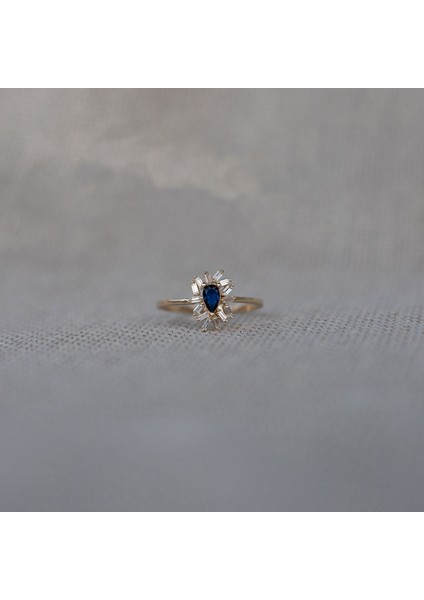 8 Ayar Altın Trend Taşlı Kadın Yüzük modelleri