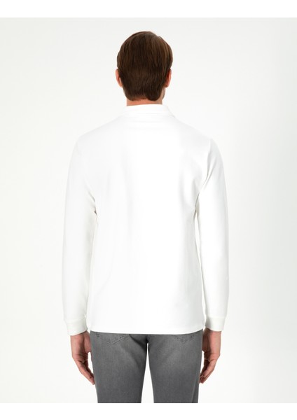 Erkek Ekru Regular Fit Sweatshirt 50296504-Vr019 indirimleri