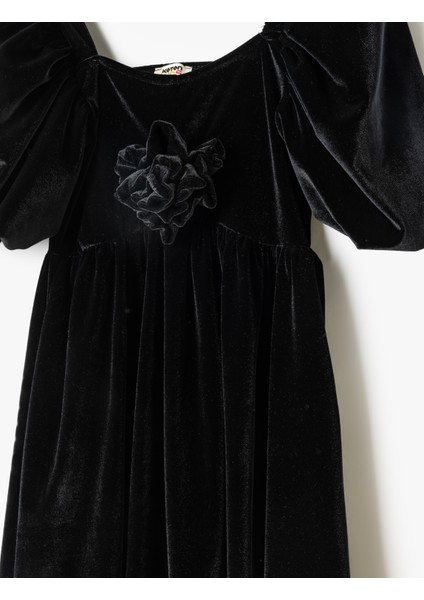 Kadife Elbise Çiçek Aplikeli Kare Yaka Balon Kollu modelleri