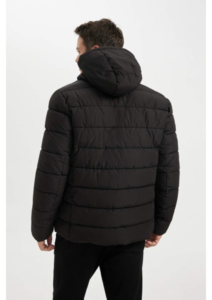 Su İtici Şişme Mont Slim Fit Dar Kesim Kapüşonlu Fermuarlı Cepli Astarl R0216AZ24AU indirimleri