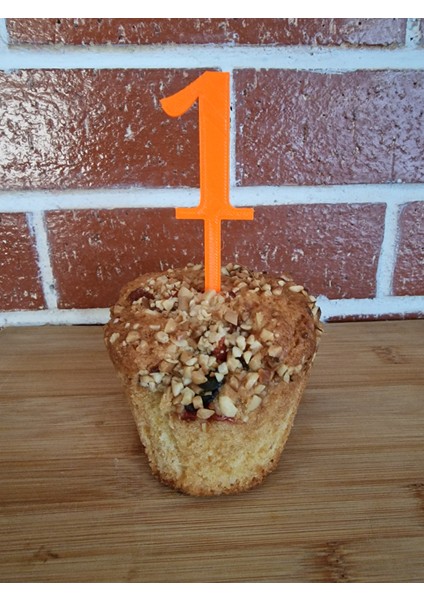 18 Adet 1 Yaş Turuncu Cup Cake- Pasta Süsü- Kürdanı (Sert Plastikten Üretilmiştir)