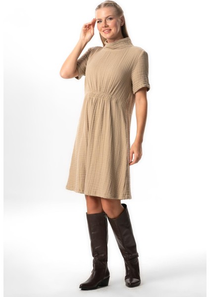 Kısa Kol Gizem Yarım Boğazlı Sonbahar ve Kışlık Lastikli Midi Boy Double Müslin Elbise Vizon Vzn indirimleri