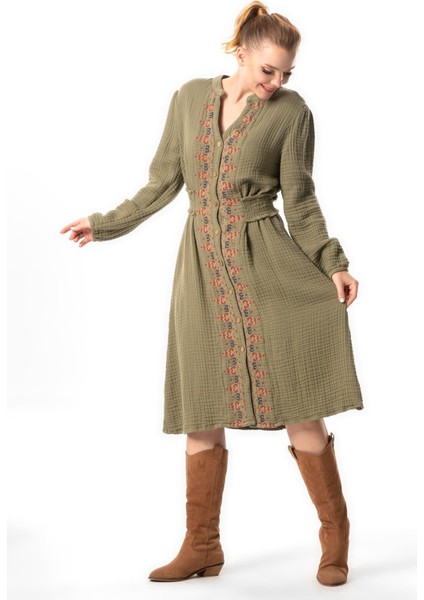 Uzun Kol Kıvılcım V Yaka Sonbahar ve Kışlık Nakışlı Kısa Double Müslin Elbise Haki Hk indirimleri