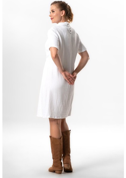 Kısa Kol Gizem Yarım Boğazlı Sonbahar ve Kışlık Lastikli Midi Boy Double Müslin Elbise Beyaz Byz modelleri