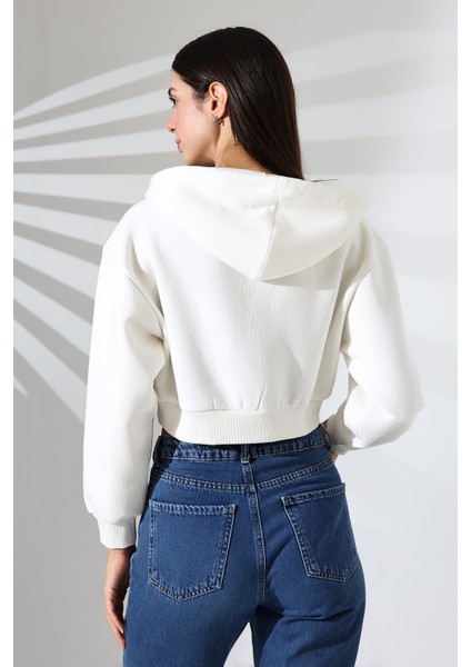 Kapüşonlu Şardonlu Fermuarlı Crop Geniş Kalıp Sweatshirt 21652 Ekru fırsatları