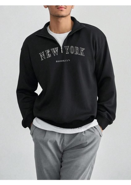 Erkek Siyah New York Baskılı Yarım Fermuarlı Oversize Polo Yaka Sweatshirt fiyatları