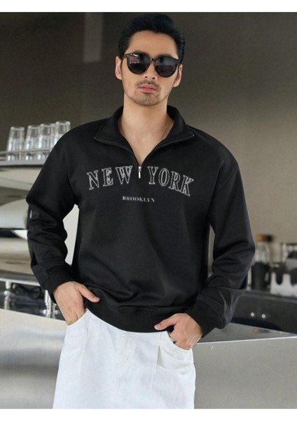 Erkek Siyah New York Baskılı Yarım Fermuarlı Oversize Polo Yaka Sweatshirt modelleri