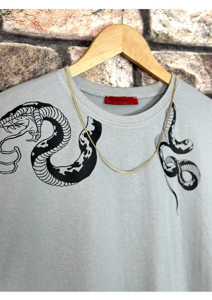 Erkek Yılan Baskılı Oversize Bisiklet Yaka T-Shirt fiyatları