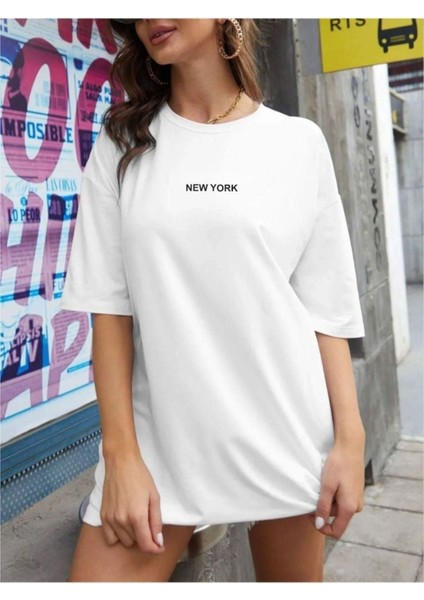 Kadın Beyaz New York Baskılı Oversize T-Shirt