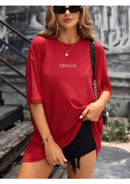 Kadın Kırmızı Vintage Baskılı Oversize T-Shirt