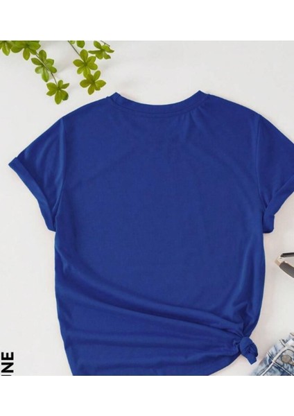 Kadın Kedi Cep Baskılı Regular T-Shirt