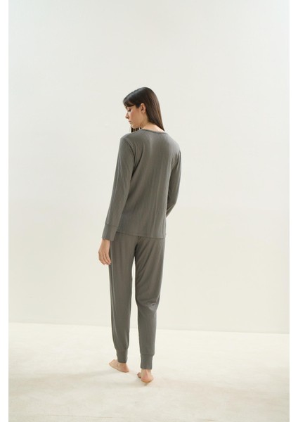 Kadın Uzun Kol Kaşkorse Haki Pijama Takım C8T7N1O61 indirimleri