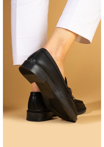 Parlak Taş Detaylı Rahat Kalıp Kadın Loafer Ayakkabı 001-5004-24 modelleri